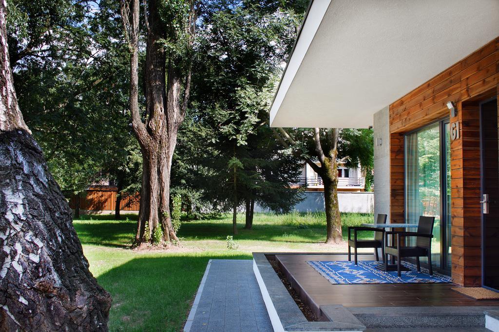 Villas And Apartments Oaza Ilidza Exterior photo