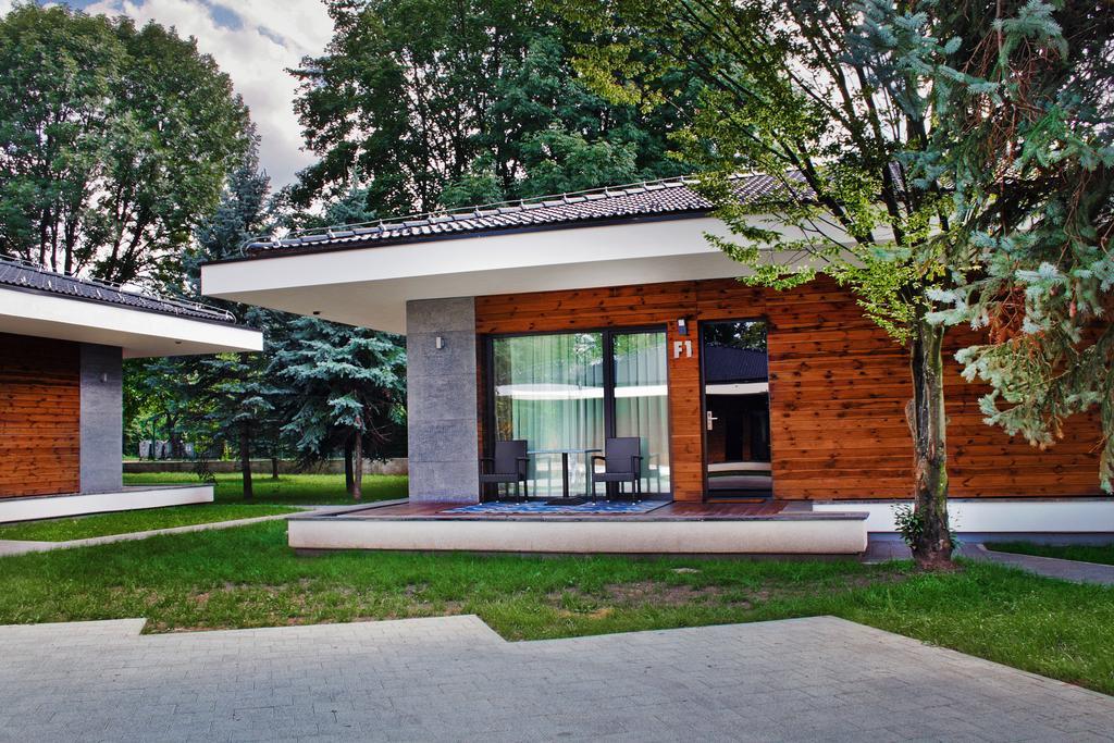 Villas And Apartments Oaza Ilidza Exterior photo