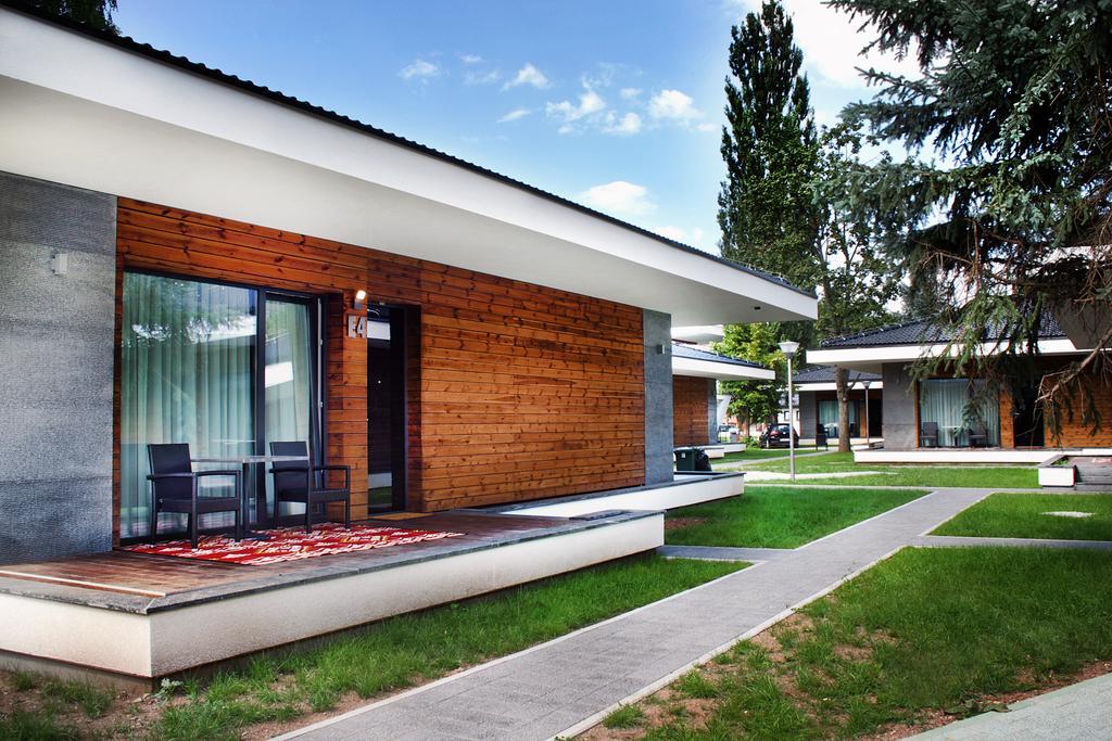 Villas And Apartments Oaza Ilidza Exterior photo