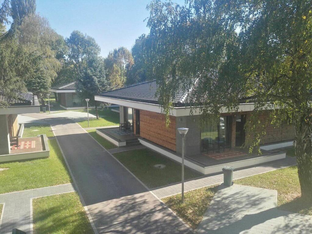 Villas And Apartments Oaza Ilidza Exterior photo
