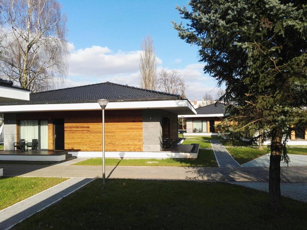 Villas And Apartments Oaza Ilidza Exterior photo