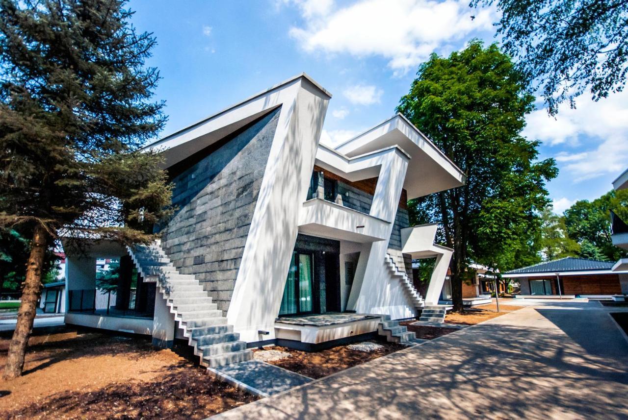 Villas And Apartments Oaza Ilidza Exterior photo
